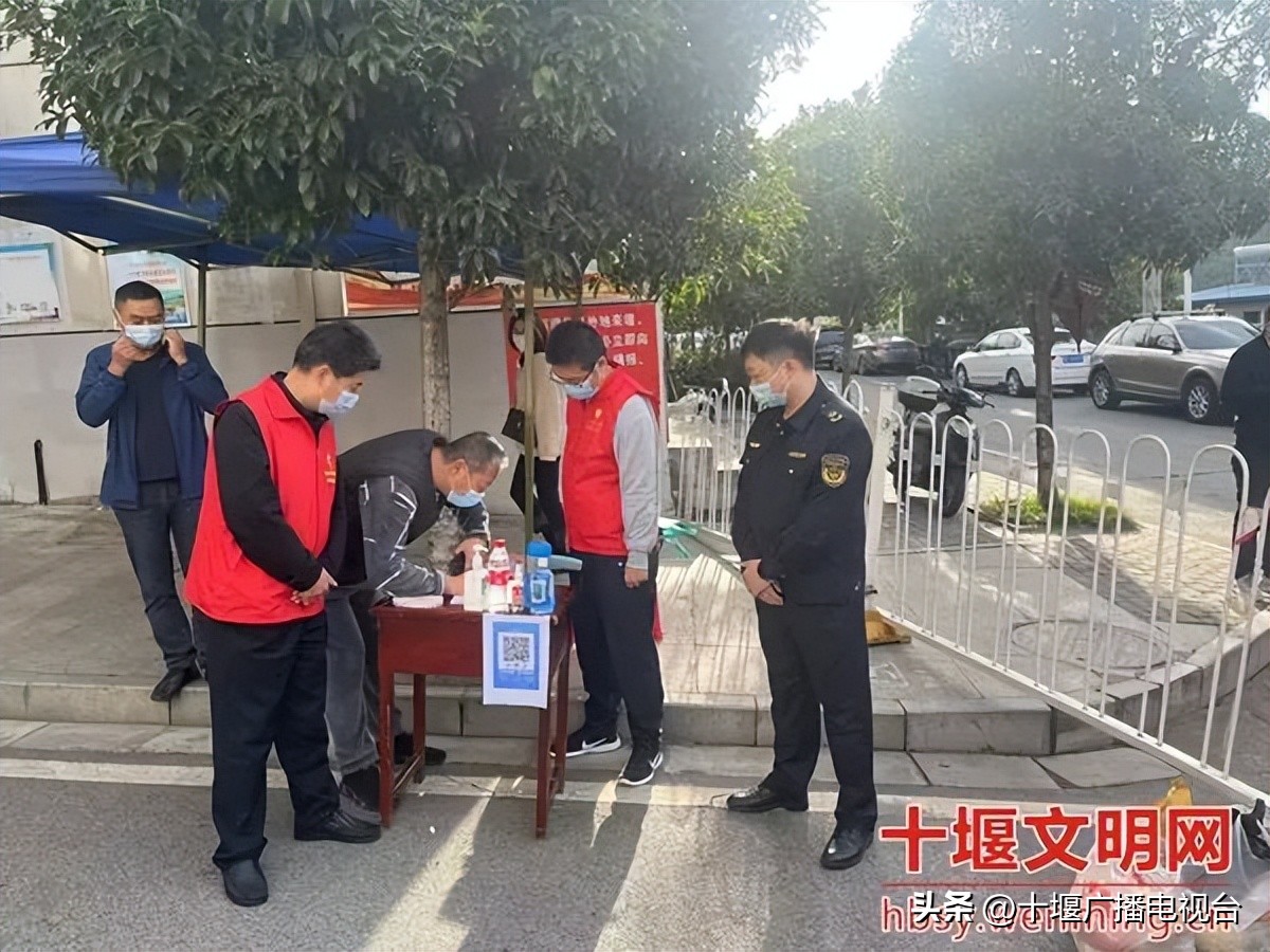 武汉战疫纪录片图片,战疫的高清照片