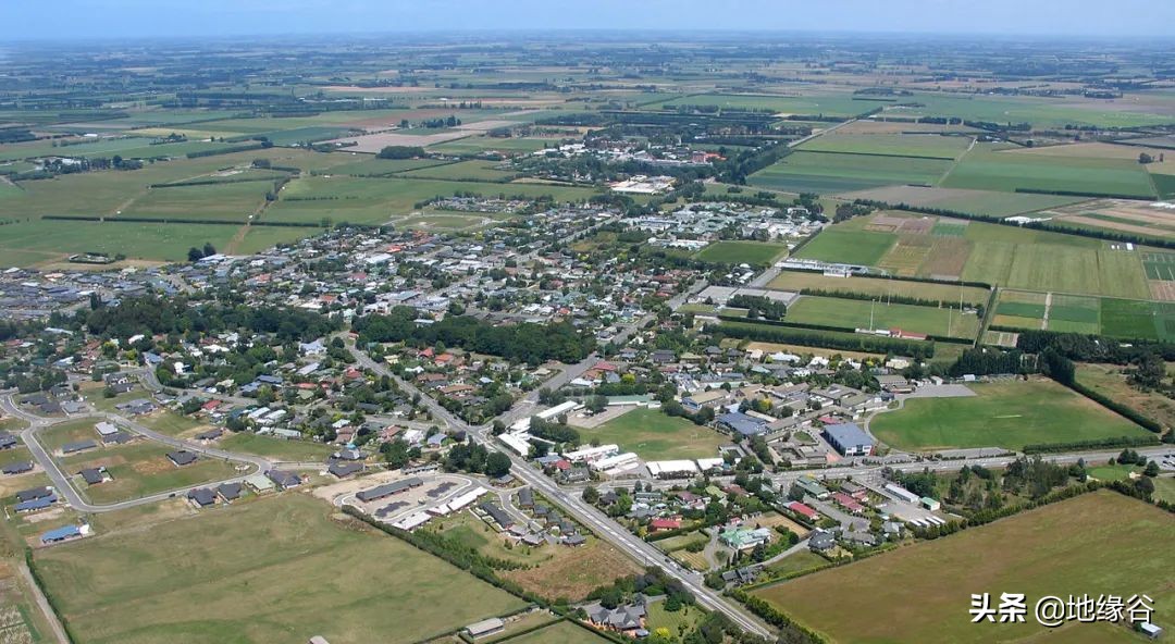 新西兰人口为什么那么少,新西兰人口为什么集中分布在北岛