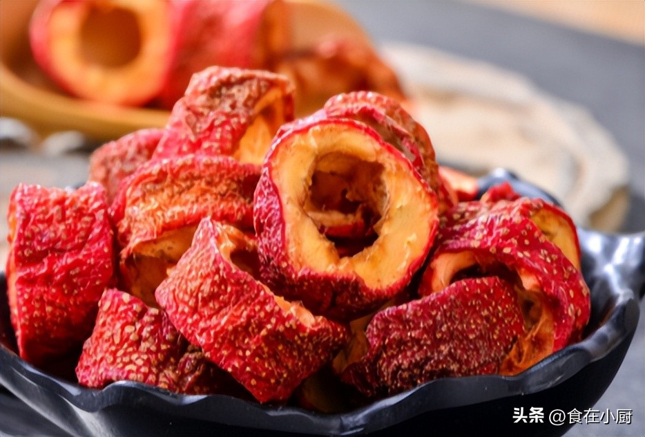 春夏之交，宁可不吃肉，4种“养生茶”不能少，滋养解燥身体好