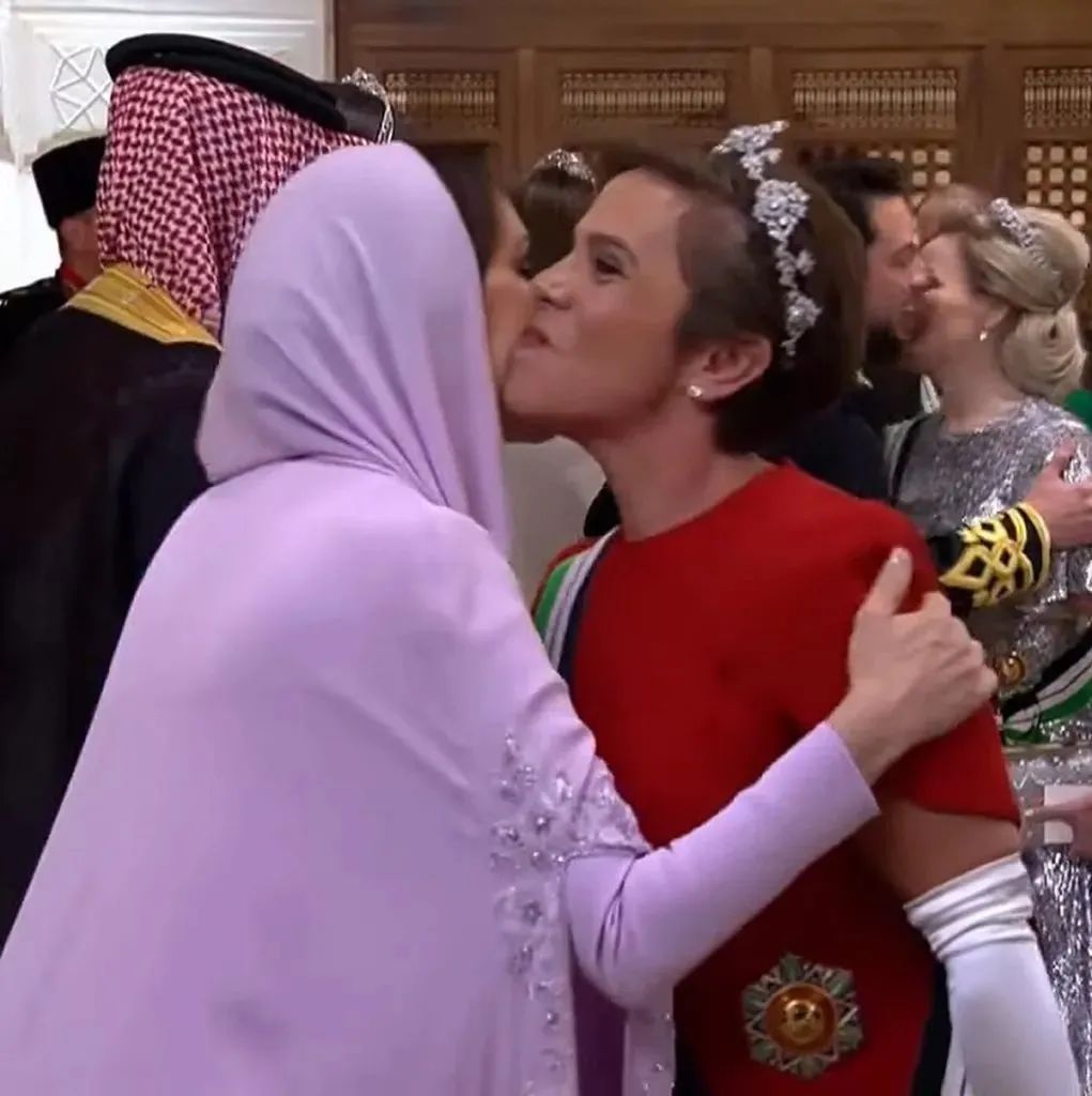 凯特王妃得到珠宝,凯特解锁女王珠宝