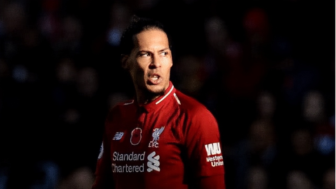 曾经的洗碗工一夜成名大网红,利物浦欧冠夺冠从更衣室到领奖台