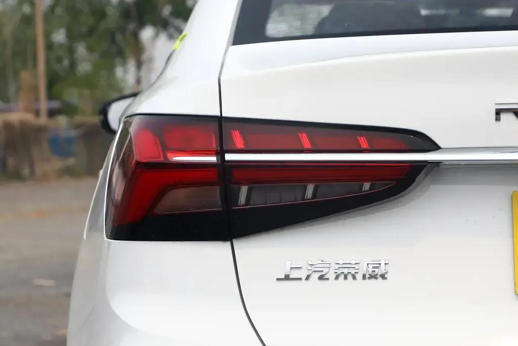 荣威i5的eco模式到底省不省油,荣威i5要开d挡还是e挡省油