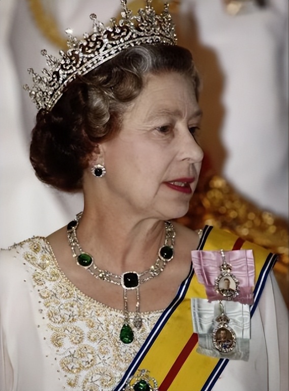 英国女王特权,英国女王有什么特权