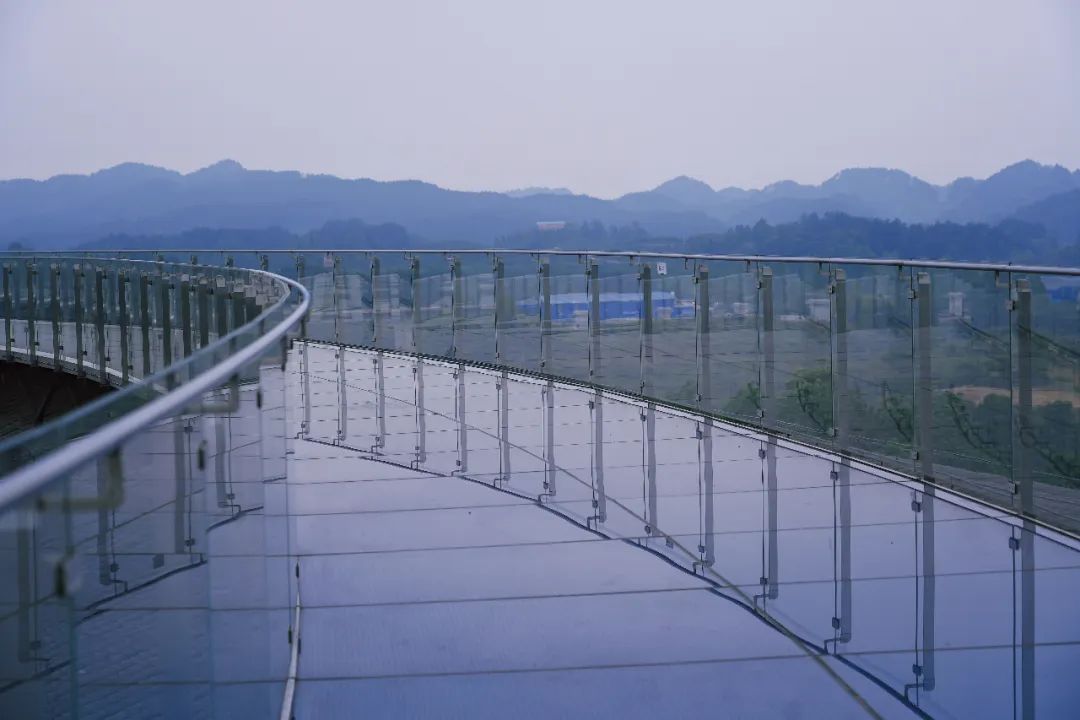 离重庆近的旅游省份自驾,离重庆8个小时左右的旅游胜地