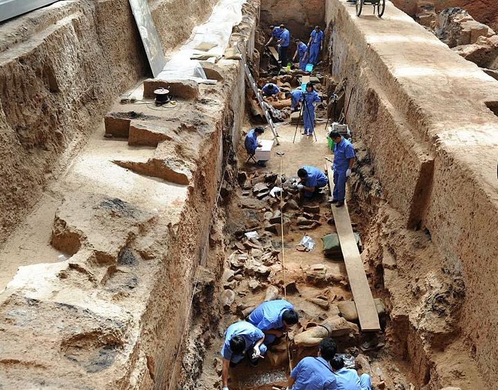 秦始皇陵有多大水银,秦始皇陵水银到底有多深