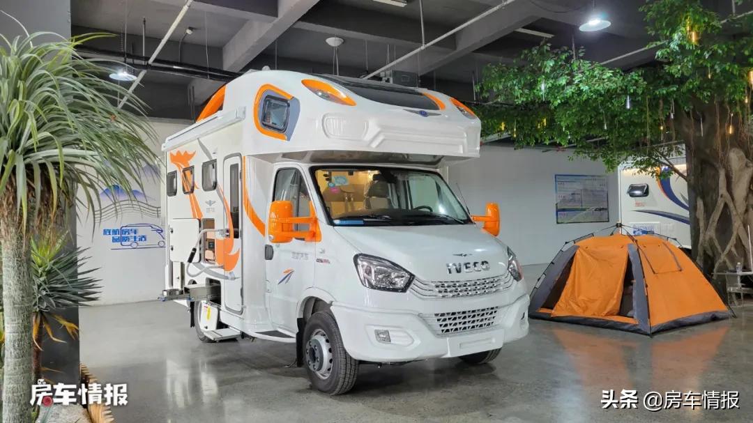 最新款国产六驱重型房车,国产6.5吨房车无拓展
