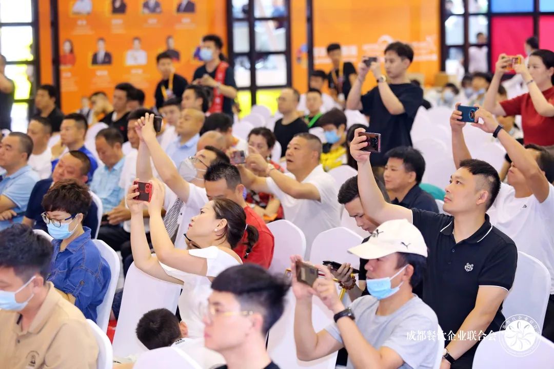 杨国福和塔斯汀,塔斯汀中国汉堡杨国福