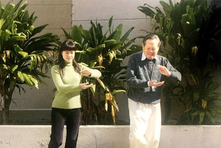 翁帆对95岁杨振宁有多少爱情,翁帆把杨振宁照顾得很好