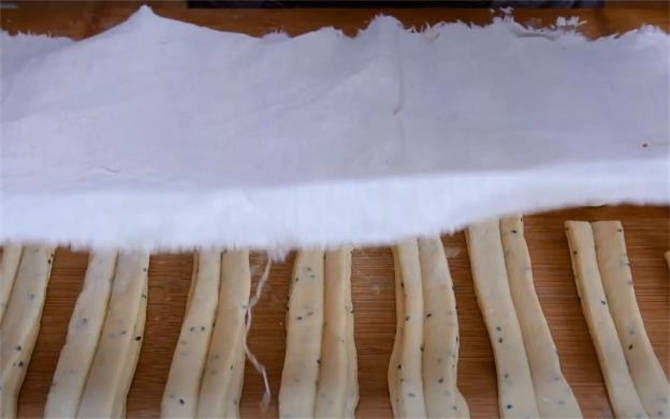 空心小油条做法可以自己在家做,酥脆空心无铝油条预拌粉大袋1000g