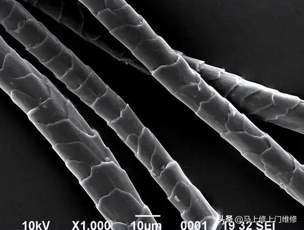 羊毛衫越洗越小怎么回事,羊毛衫是越洗越大还是越洗越小