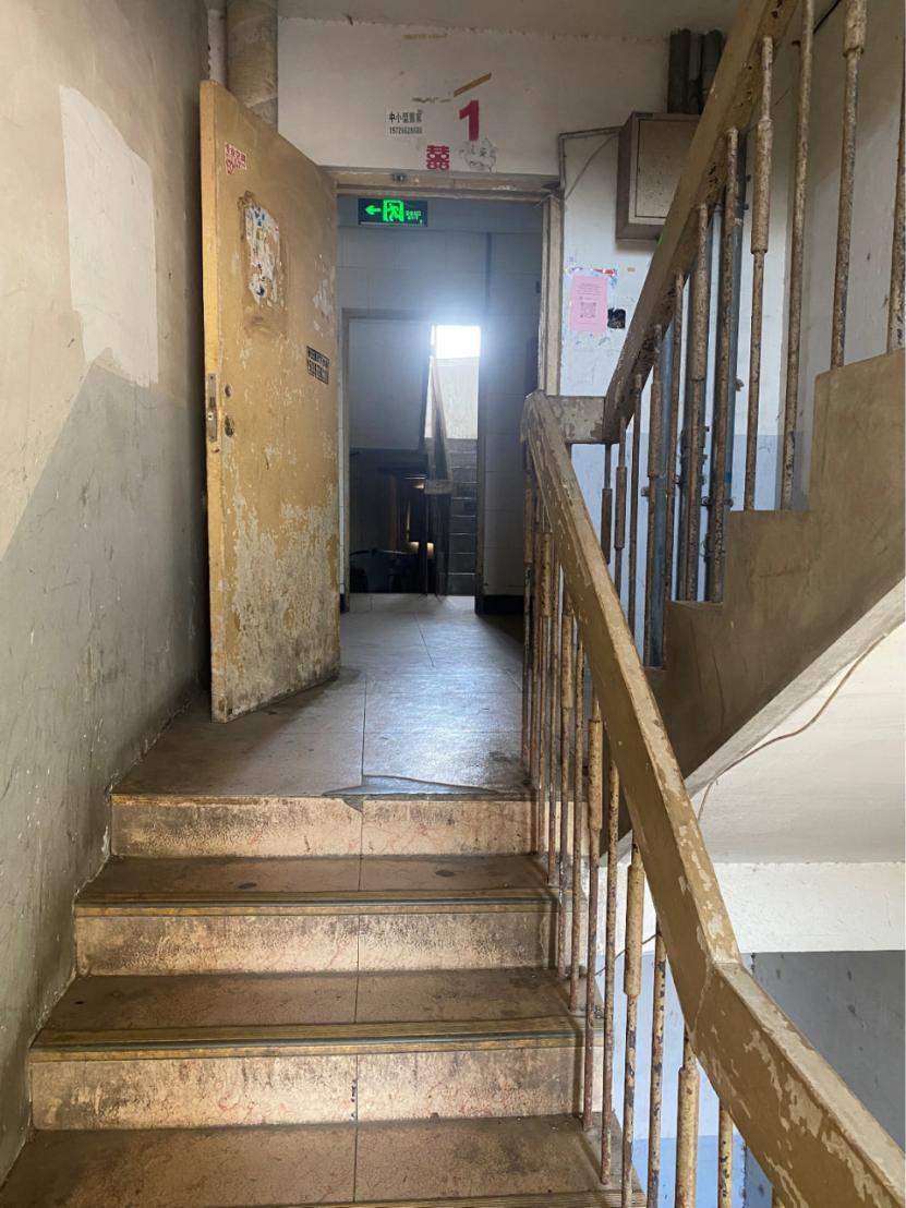 月流通十几套，300万上车南三环两居，这地儿最近有点火