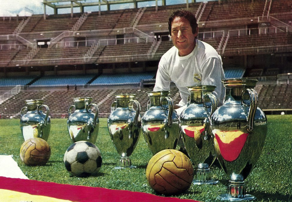 皇家马德里c罗领衔的最强阵容,本泽马当选欧洲足球先生谈c罗