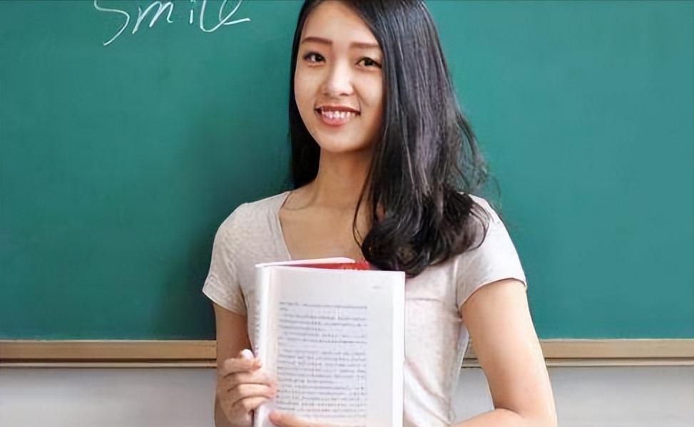 女生越老越吃香适合学什么专业,女生文科类最吃香的十大专业