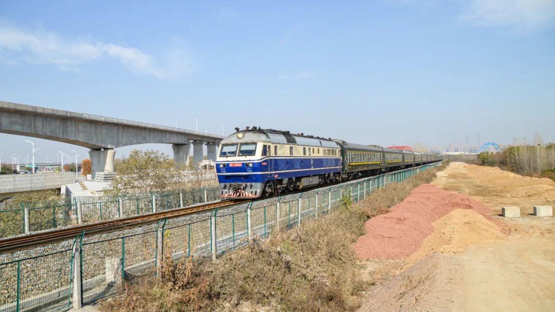 再见k歌翻唱,再见k歌伴奏