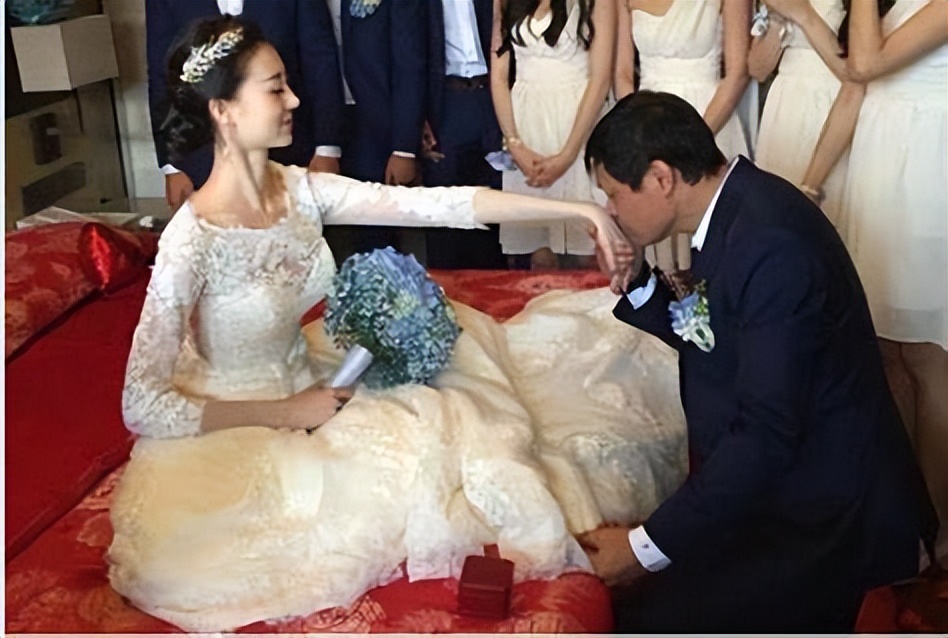 足球范志毅结婚,范志毅老婆是空姐吗