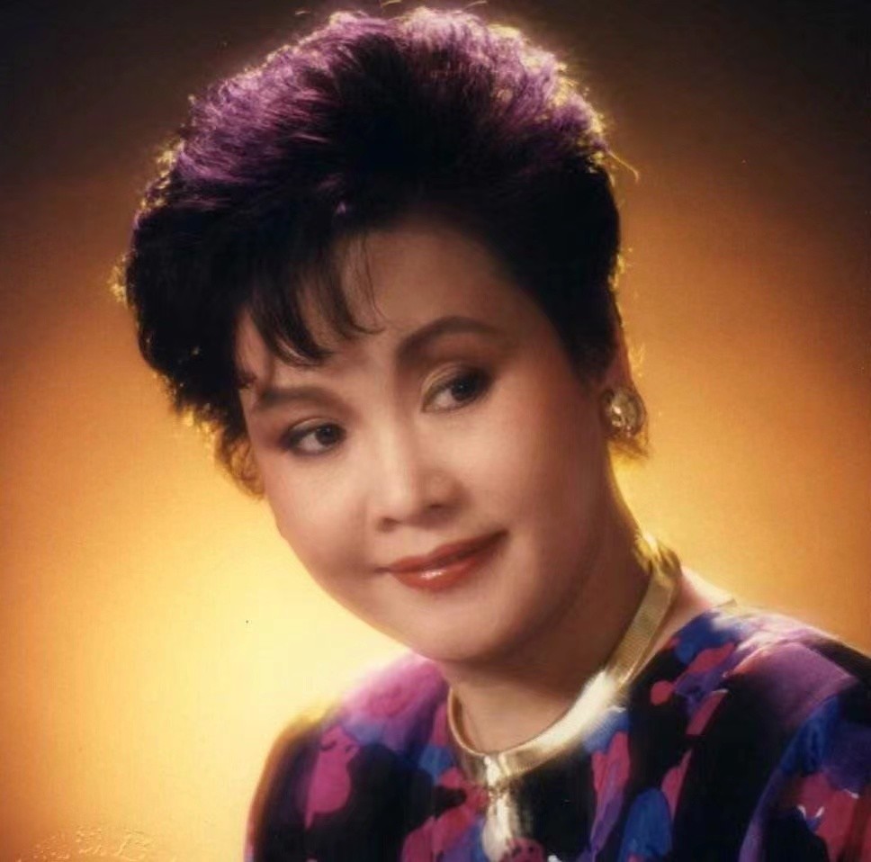 李谷一走出丧偶阴影视频,李谷一过去的事