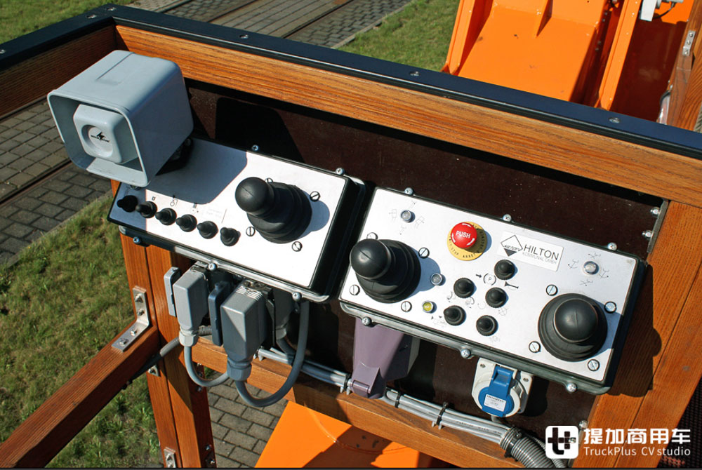 轨交运行守护神，极其罕见的曼恩TGS接触网检修车实拍