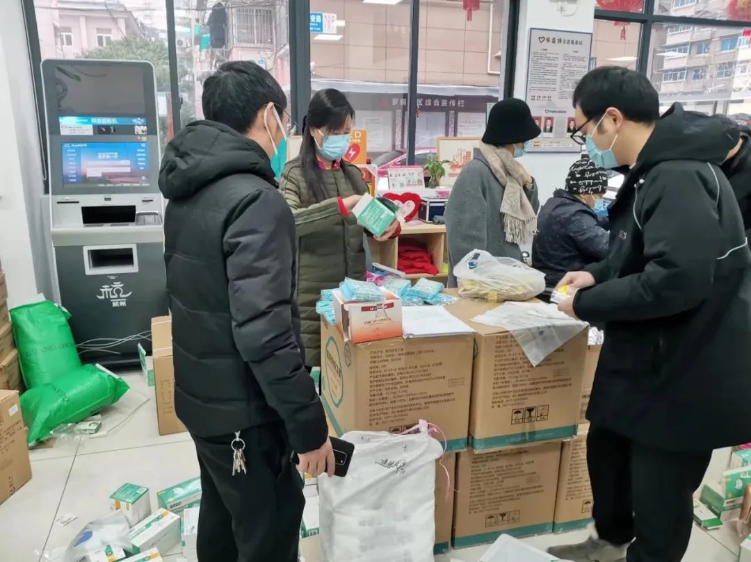 暖暖暖！建德向60岁以上老年人免费发放“防疫包”