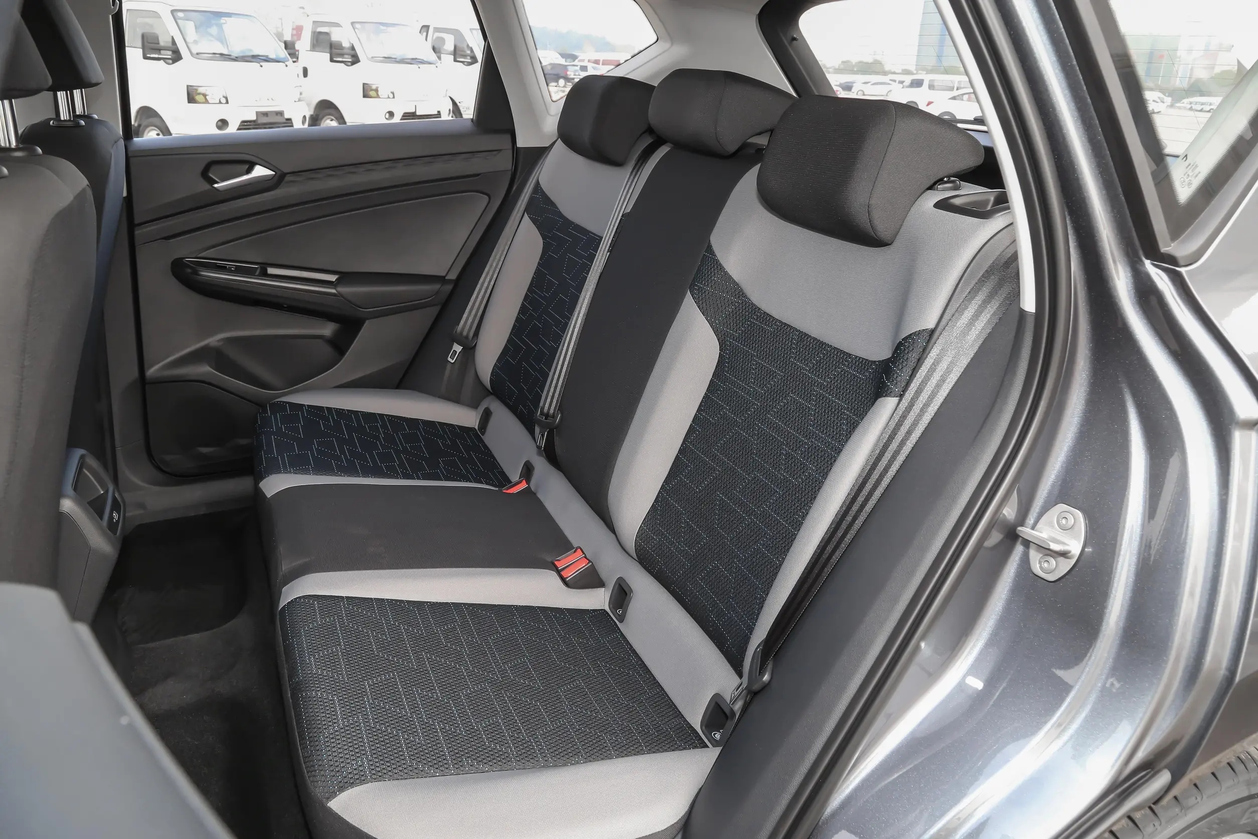 高颜值动力强10万元家用suv就选它,这三款中型suv省油动力强2.0