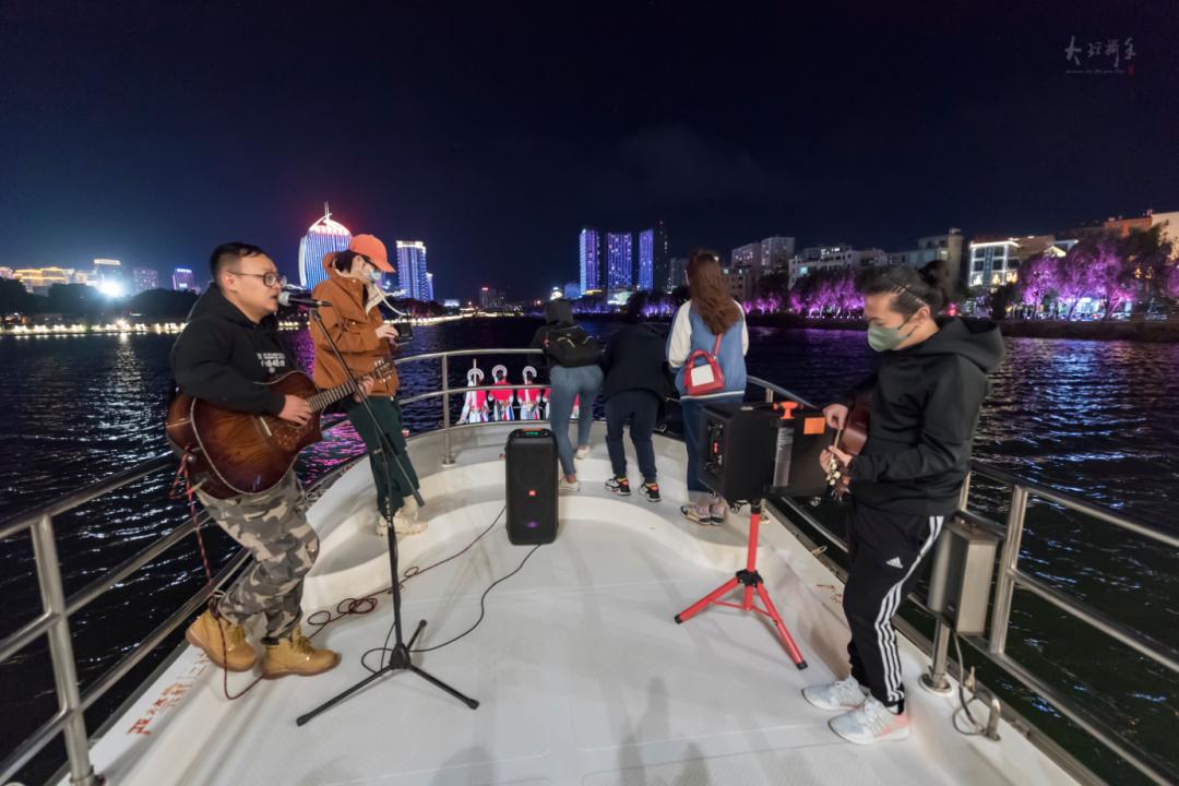 大理夜游西洱河,西洱河夜游订票