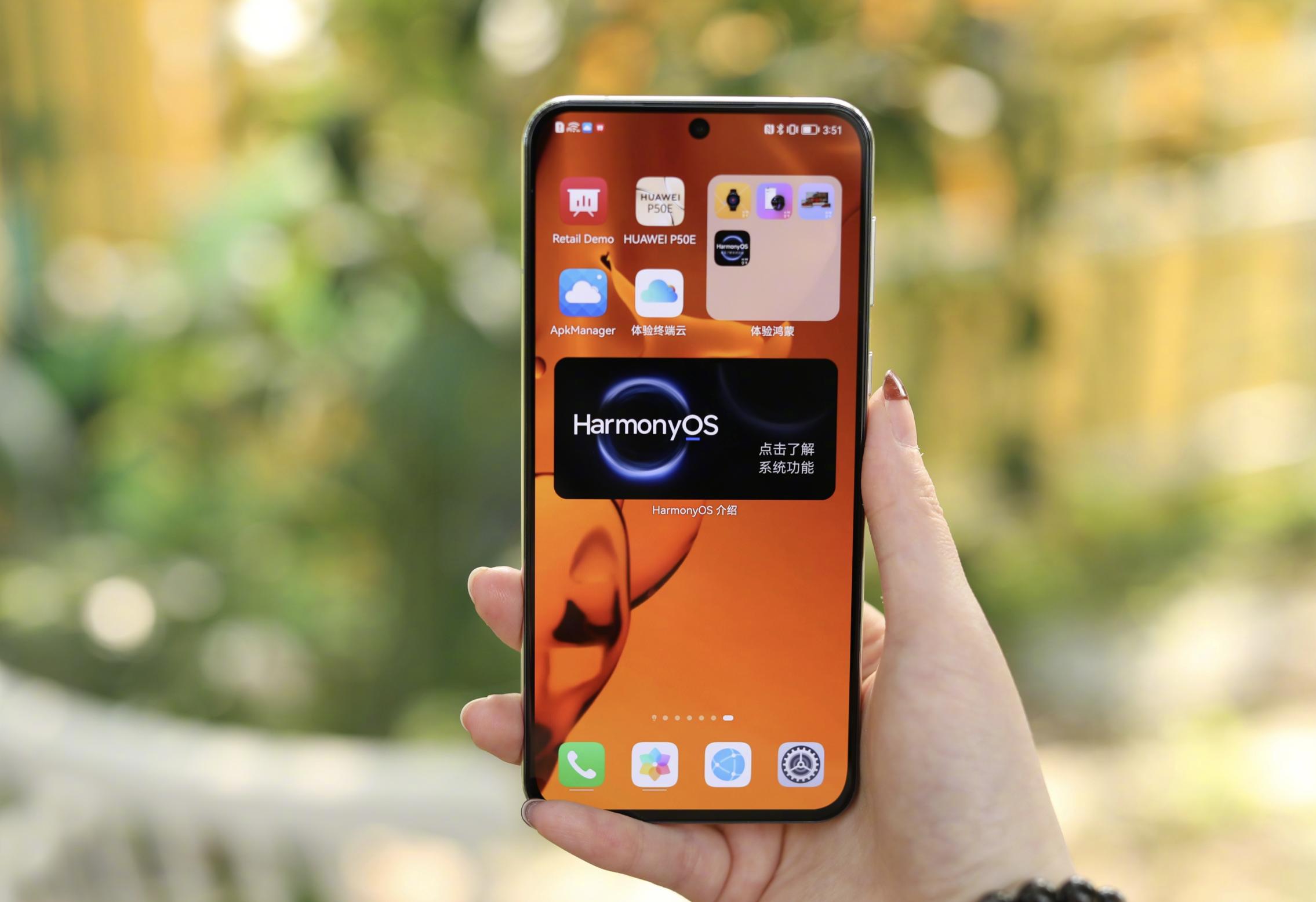 从4088元跌至2929元，IP68+鸿蒙，华为手机有性价比了