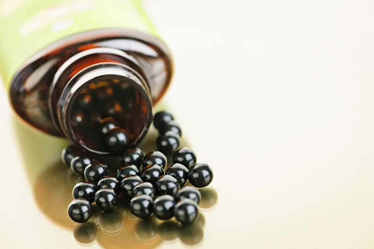 逍遥丸搭配什么药治肝郁最好,逍遥丸搭配什么治疗脾虚气滞