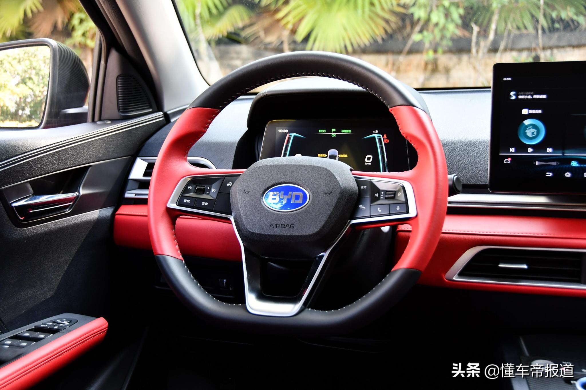 新能源比亚迪e2汽车测评,全新比亚迪e2到店实拍