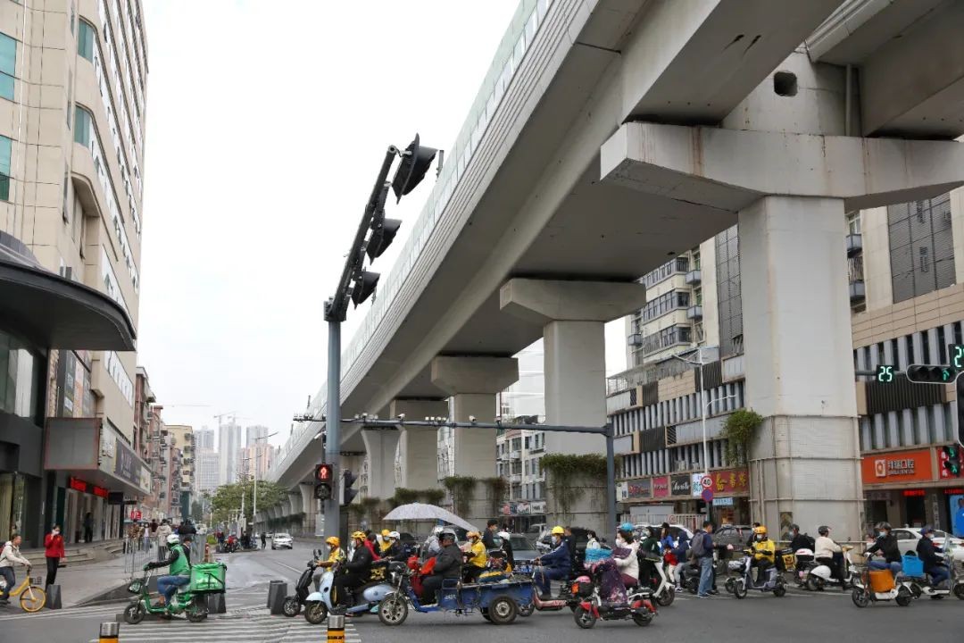 送外卖还是进厂打工好,进厂打工好还是送外卖好