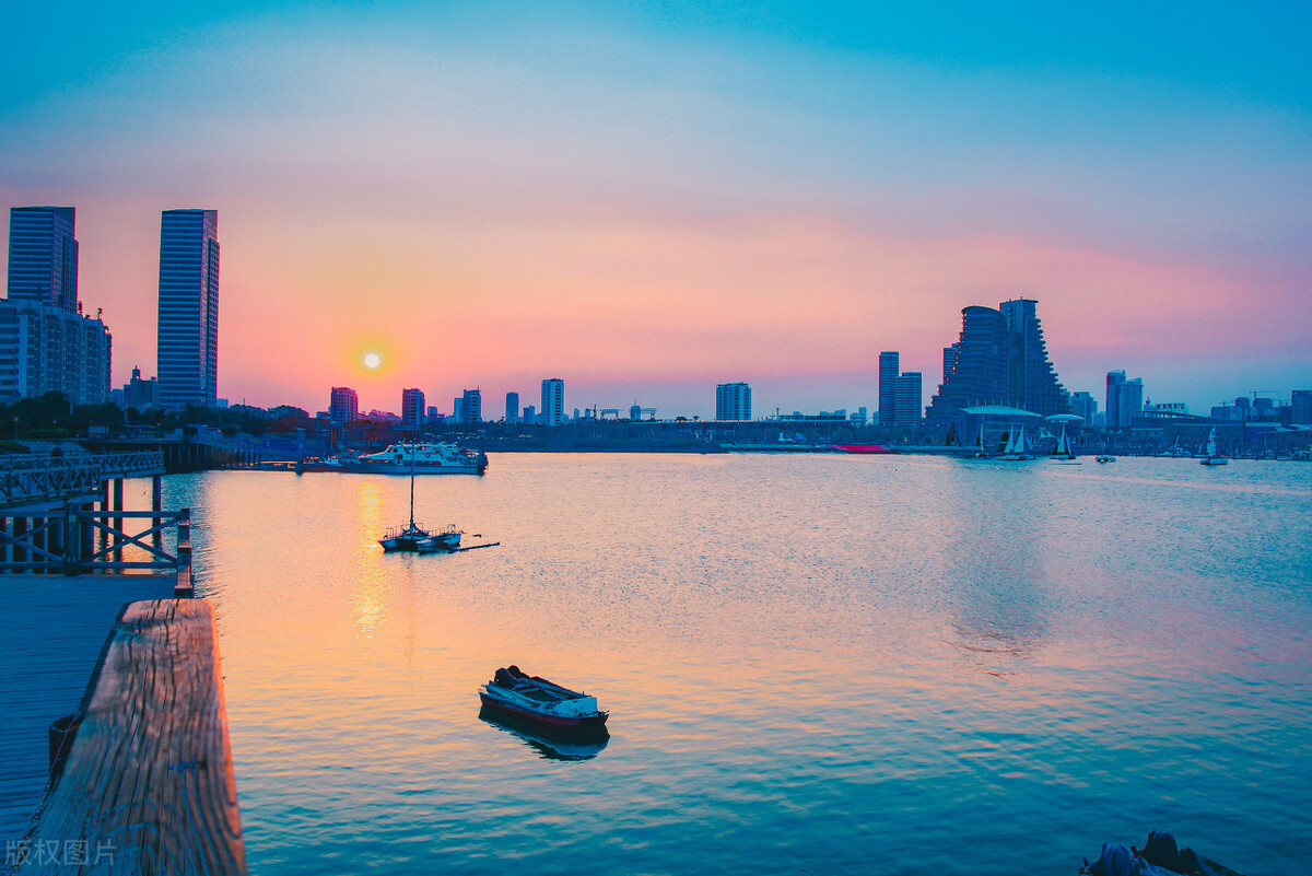 十大海滨城市旅行攻略,国内十大海滨城市你去过几个