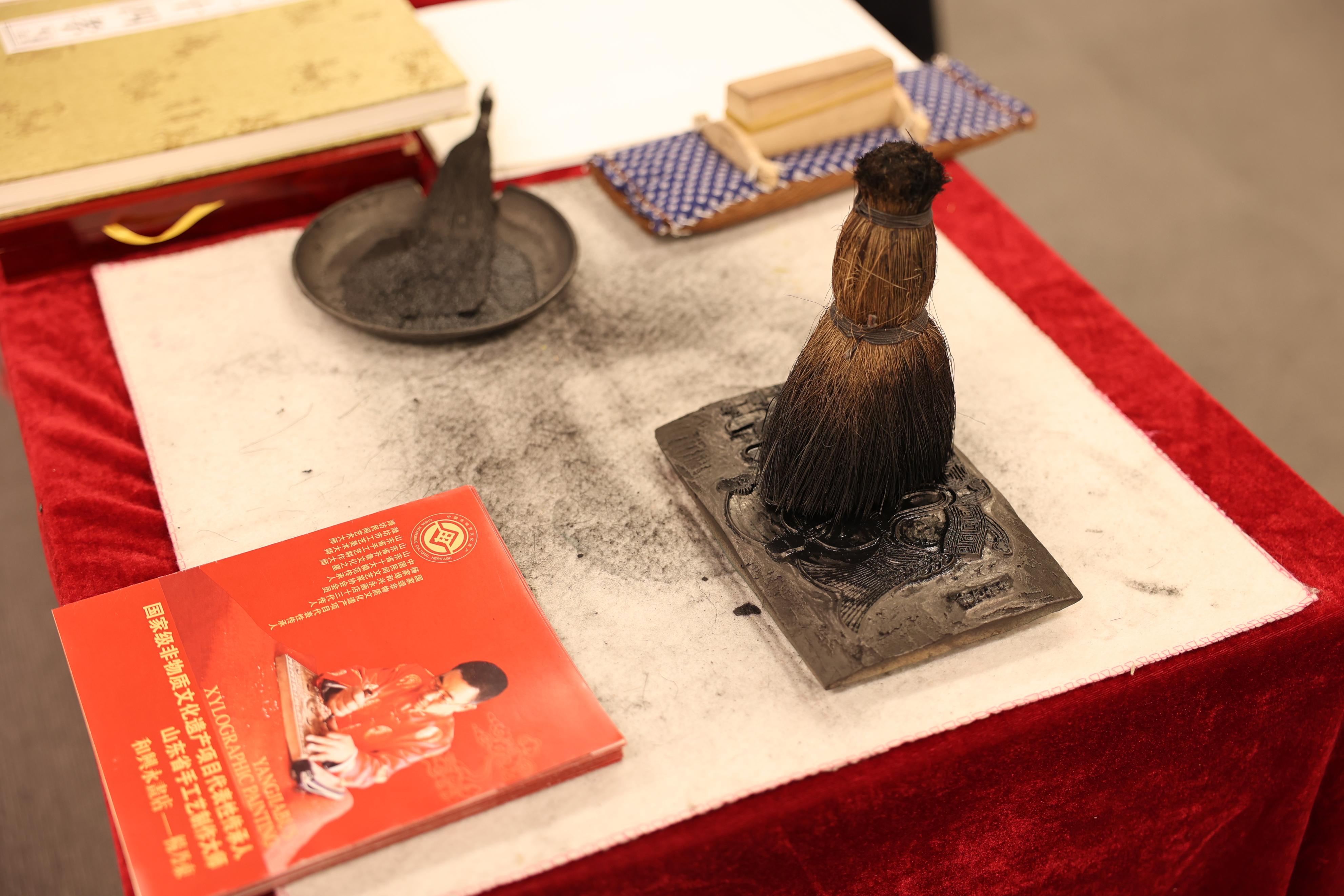 潍坊非遗文化简介,潍坊年画剪纸非遗传承人