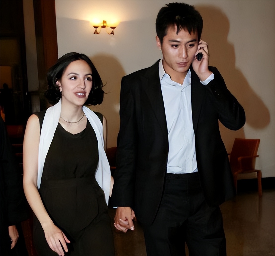 刘烨与谢娜的爱情史,刘烨曾经和谢娜有过一段感情