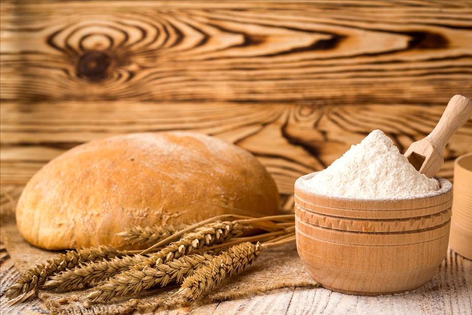 买面粉怎么区分高筋中筋低筋,超市买的面粉是高筋还是低筋