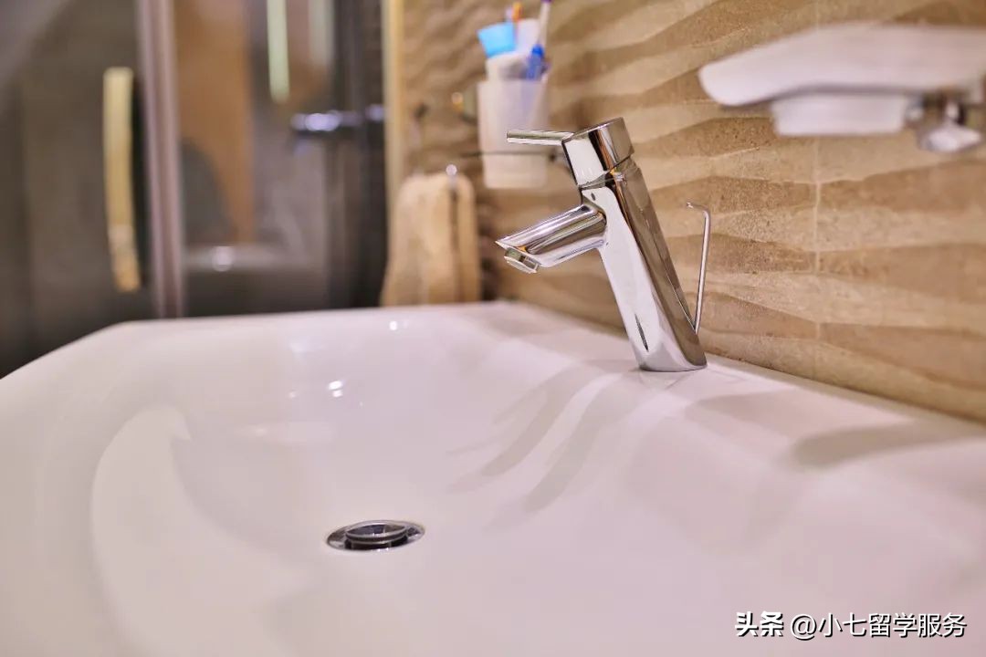 英国留学生活行李简单的必带物品,来英国必备的东西