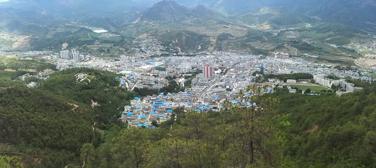 云南最适合避寒避暑的县城,云南冬季最暖和小城