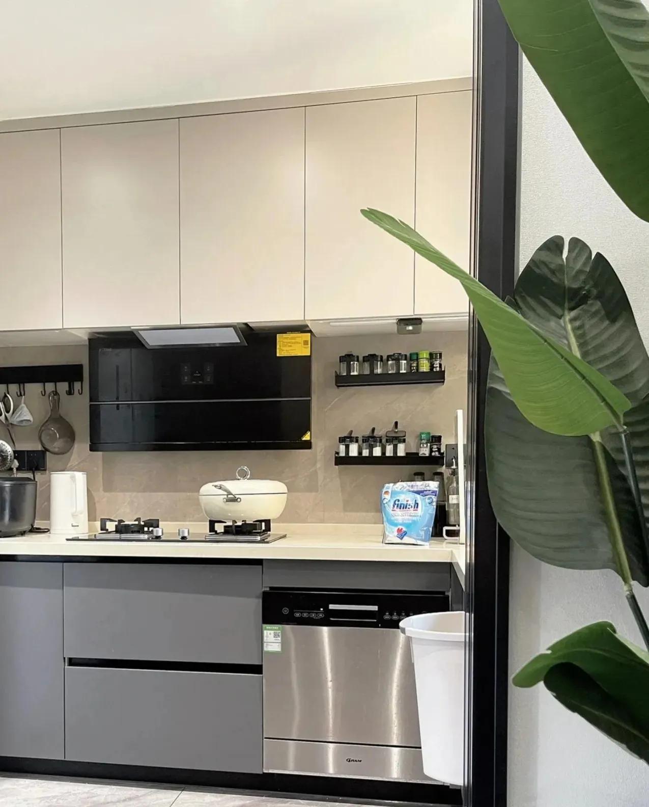 福建女主晒出138㎡新家：全屋没有一丝俗气，堪称装修教科书