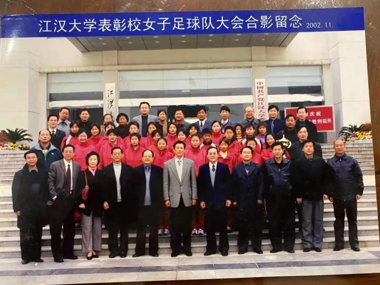 中国女足时隔16年重夺亚洲杯冠军,中国女足亚洲杯夺冠功臣