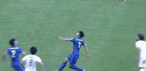 让全世界球迷惊呼卧草的7大足球名场面