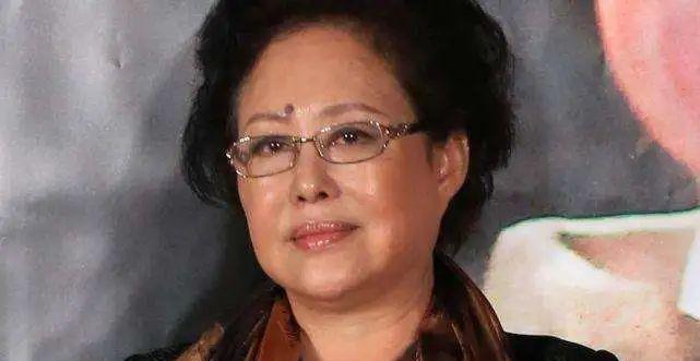 有过三段婚姻的女星,三婚女人都有哪些