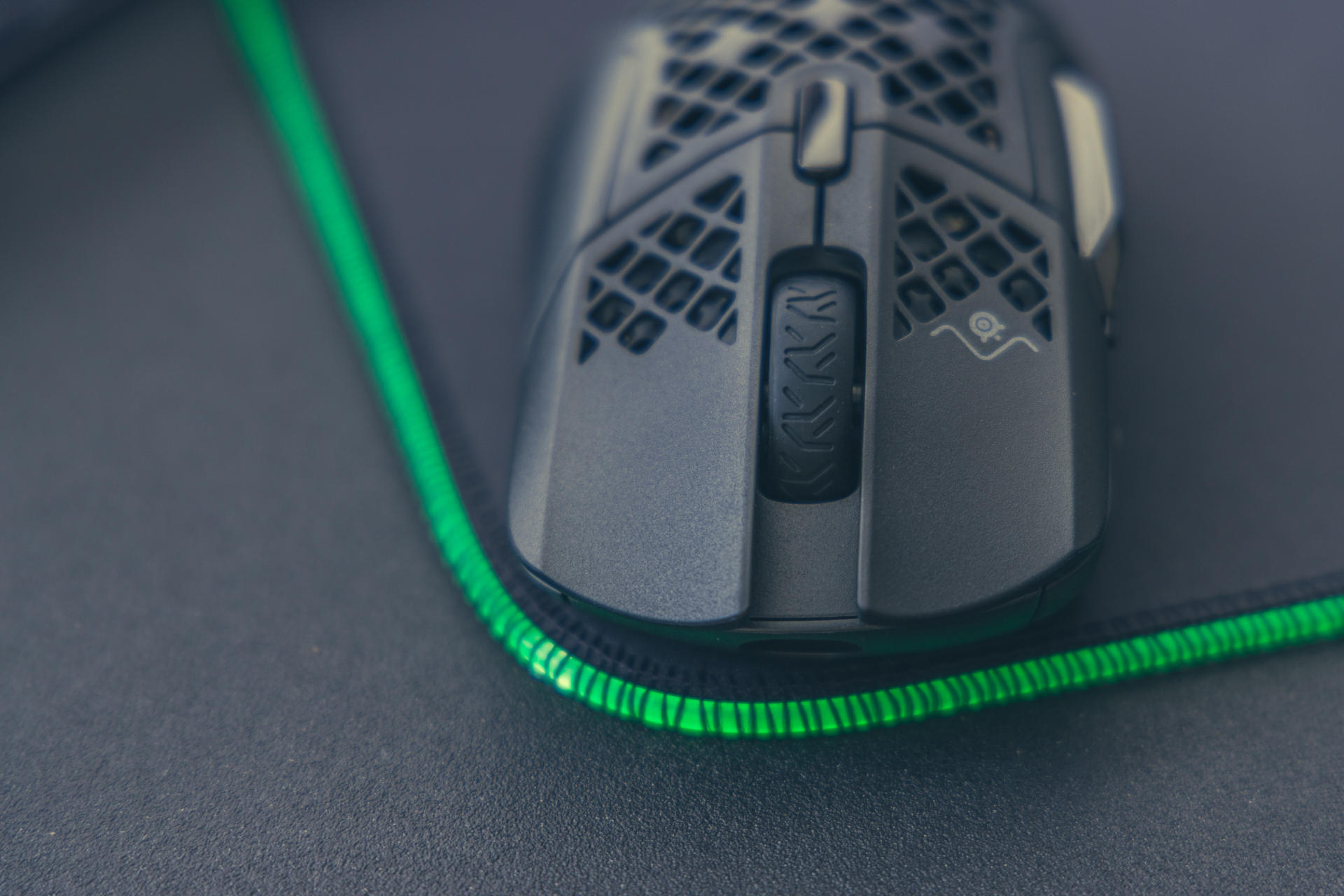 赛睿鼠标aerox5联名,赛睿aerox5鼠标怎么连接