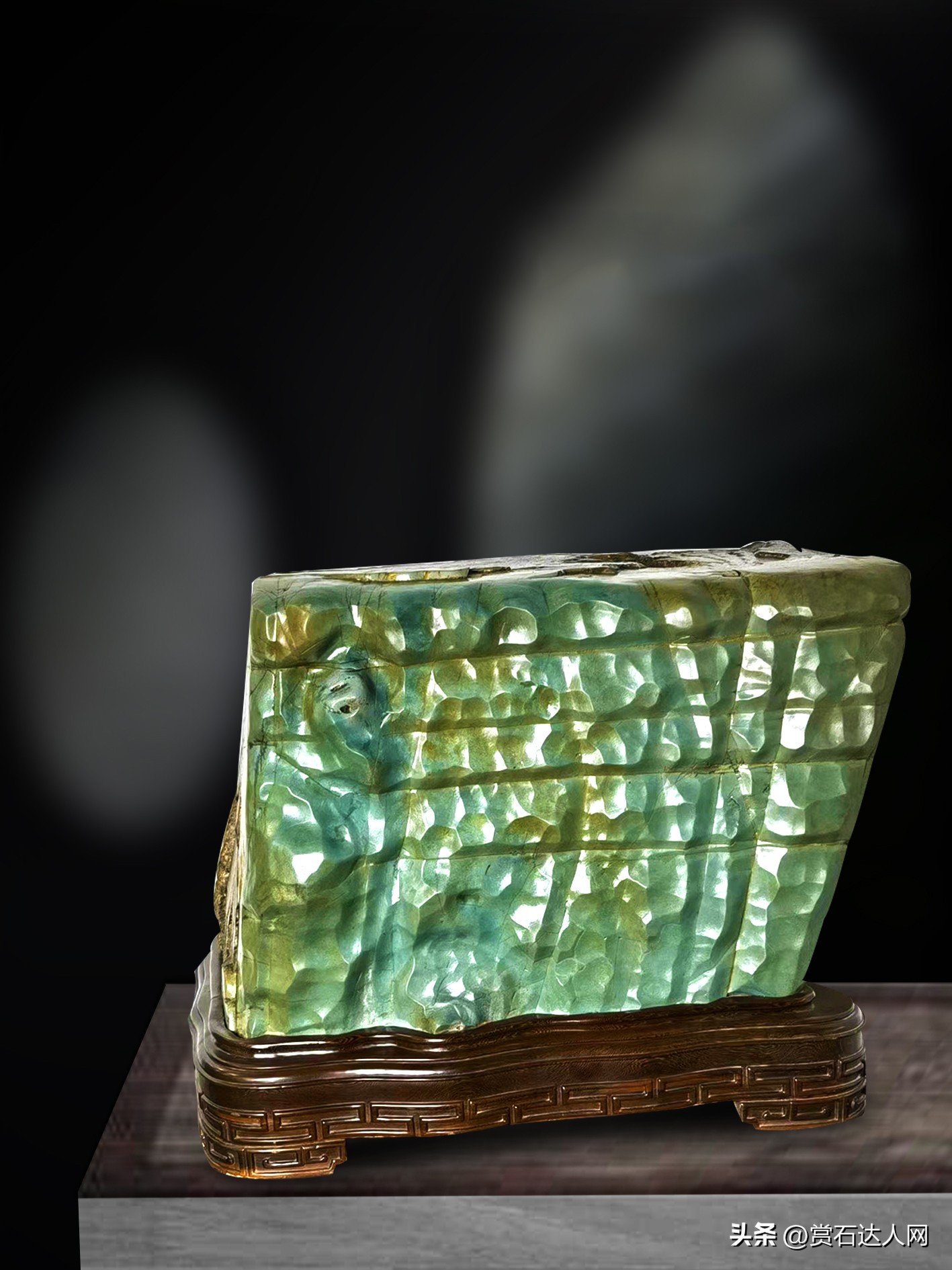 五颜六色的石头拍照,五彩斑斓的石头照片