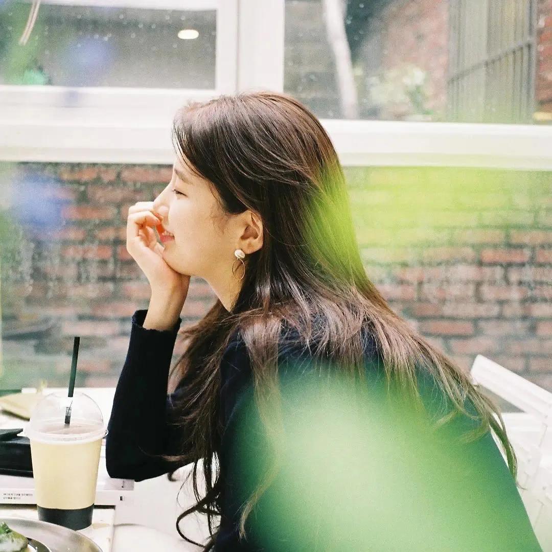 一定要让自己看起来很有钱的样子,让你的照片变得看起来很高级