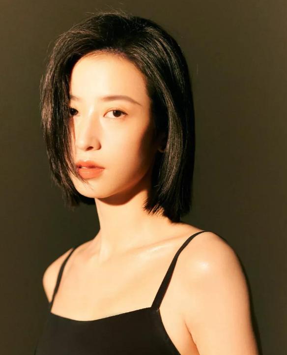 今年流行的4款短发哪款适合你,让你瞬间减龄的三款短发