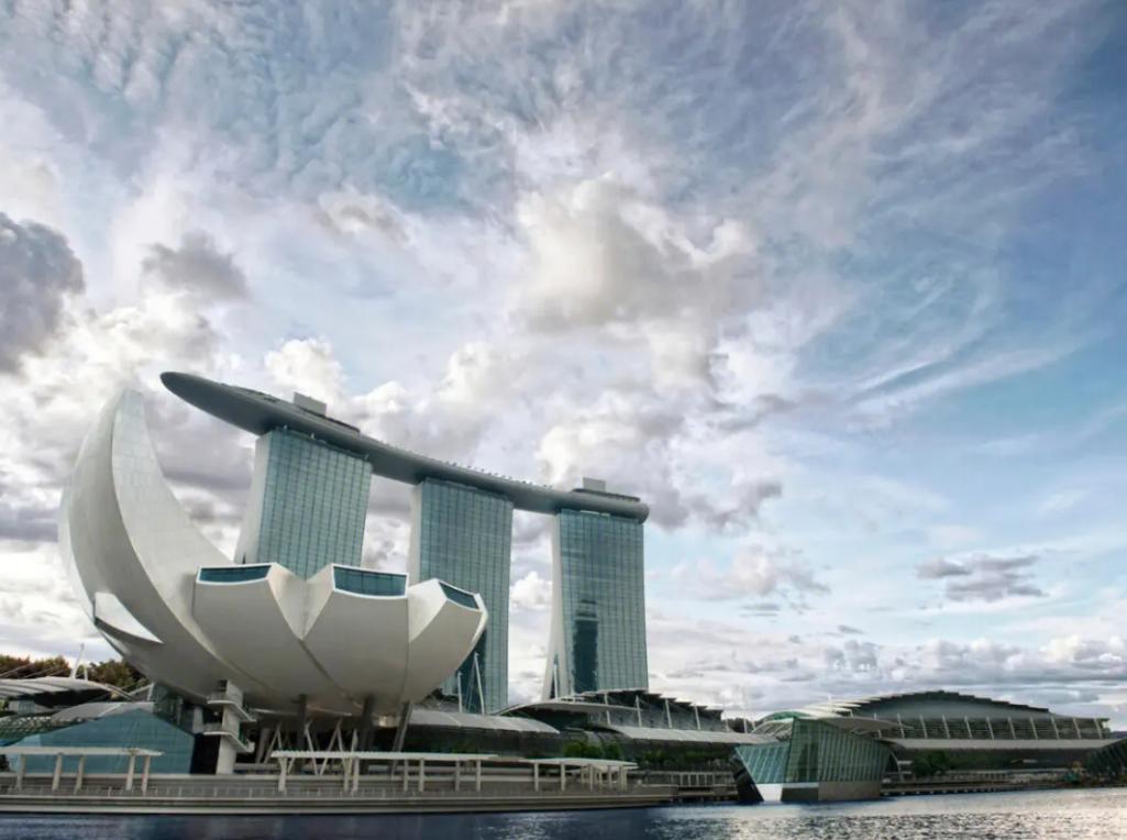 新加坡滨海湾金沙酒店建筑分析,新加坡滨海湾金沙酒店的视频