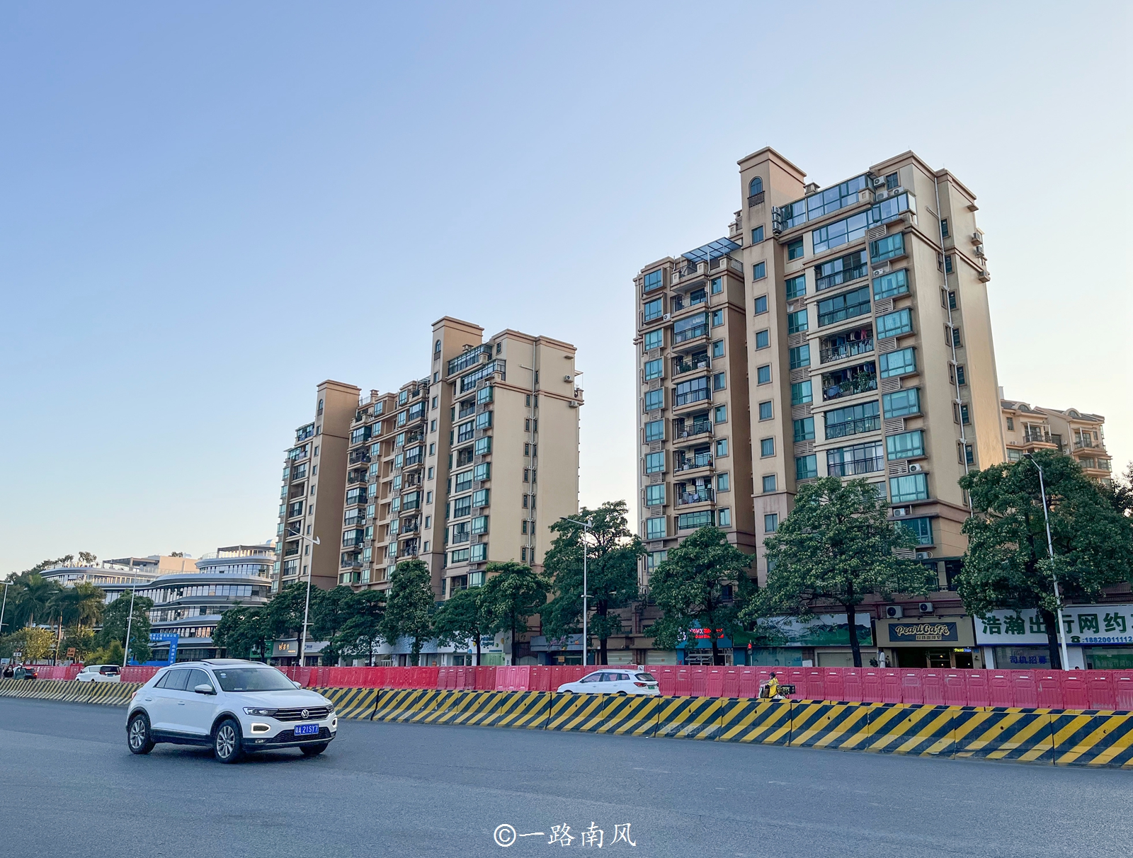 花都在广州哪里最好,广州花都离这里多远