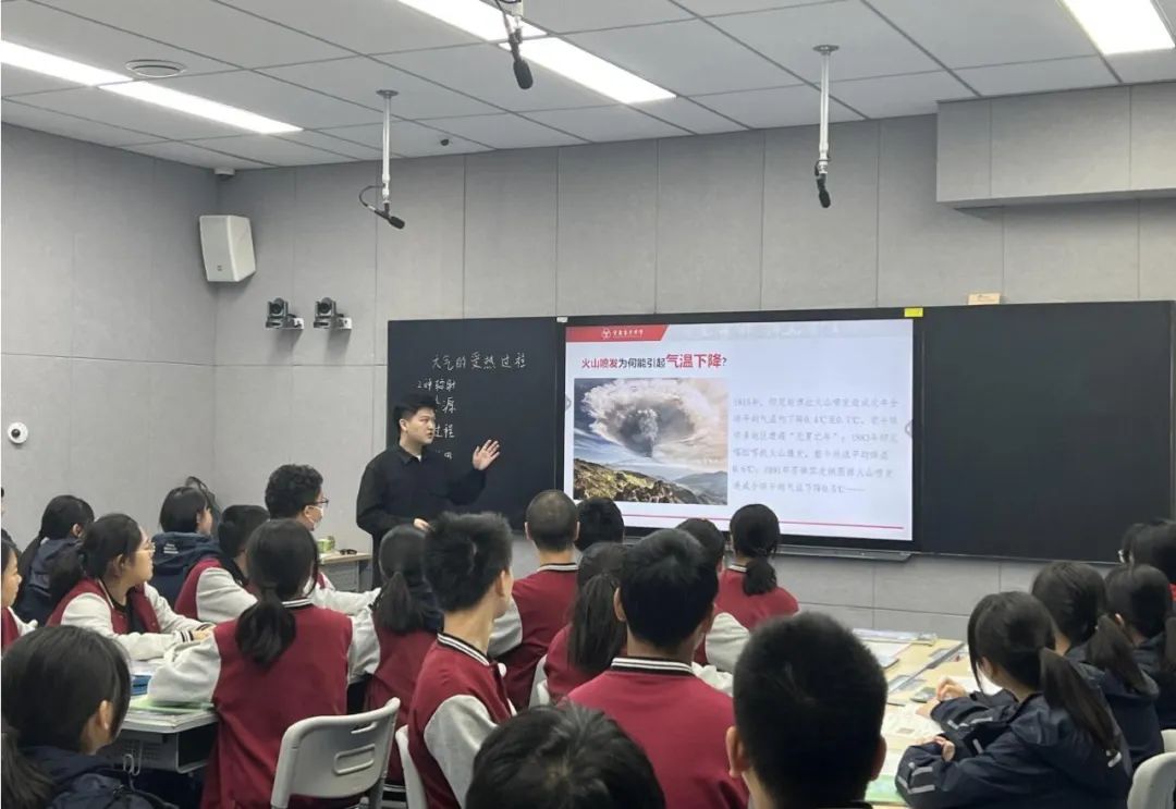 行知学术月丨聚焦核心素养，赋能“双新”课堂—重庆市育才中学校