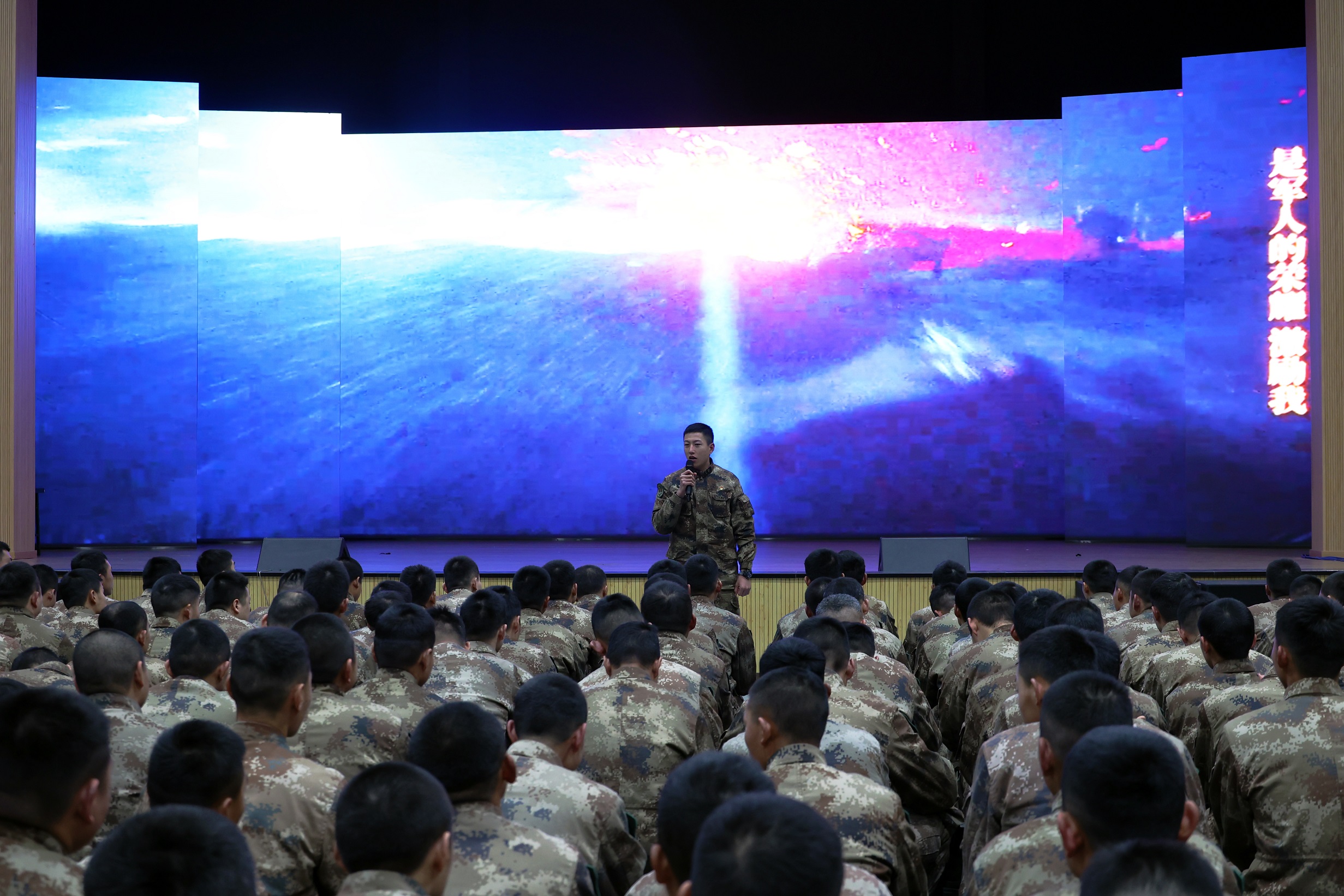 春节军营年味别样浓,军营春节年味浓虎跃戈壁庆新春