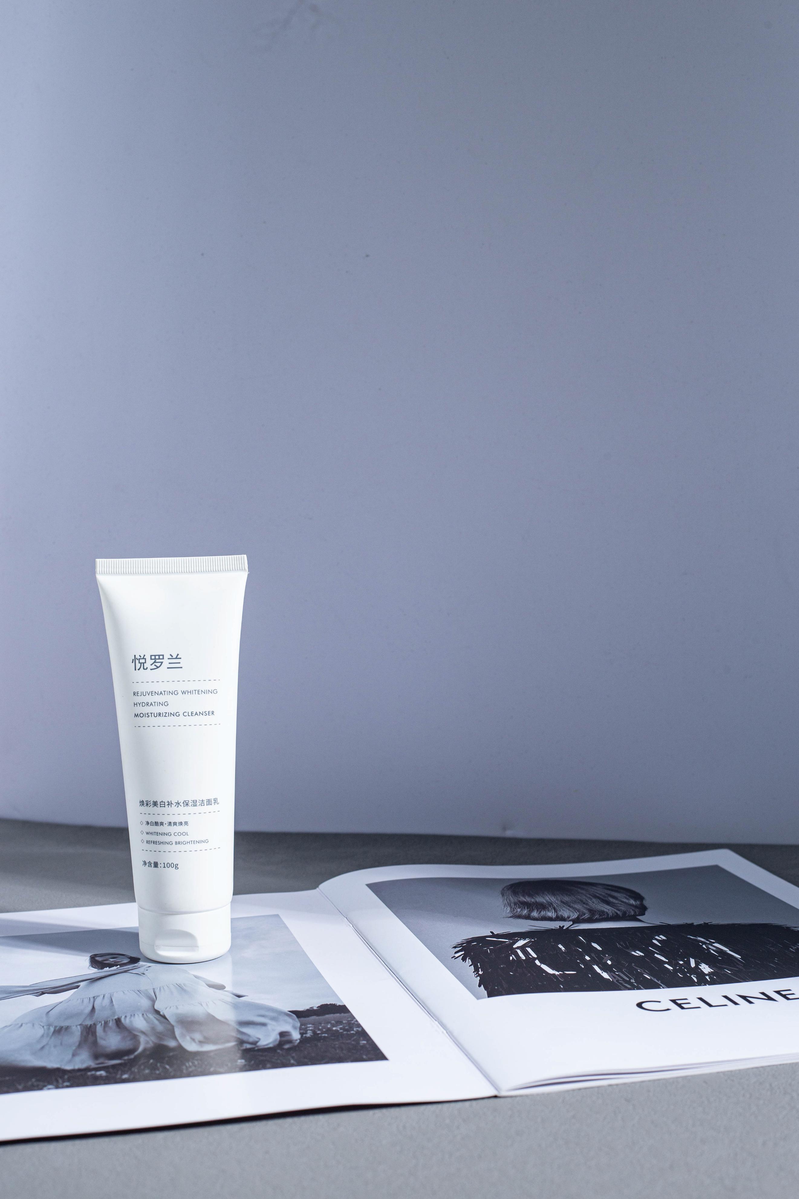 哪款品牌男士洗面奶最好用,2023男士洗面奶测评