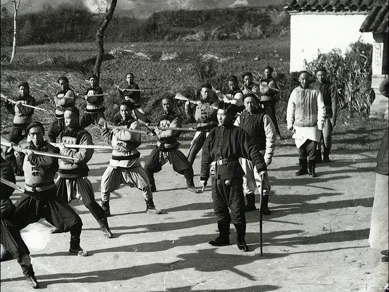 除了香港澳门,中国还有一个地方租期是99年,您知道是哪里吗?