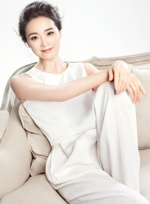 初见“灵气逼人”，再见“皱纹丛生”，王艳昙花一现背后有何辛酸