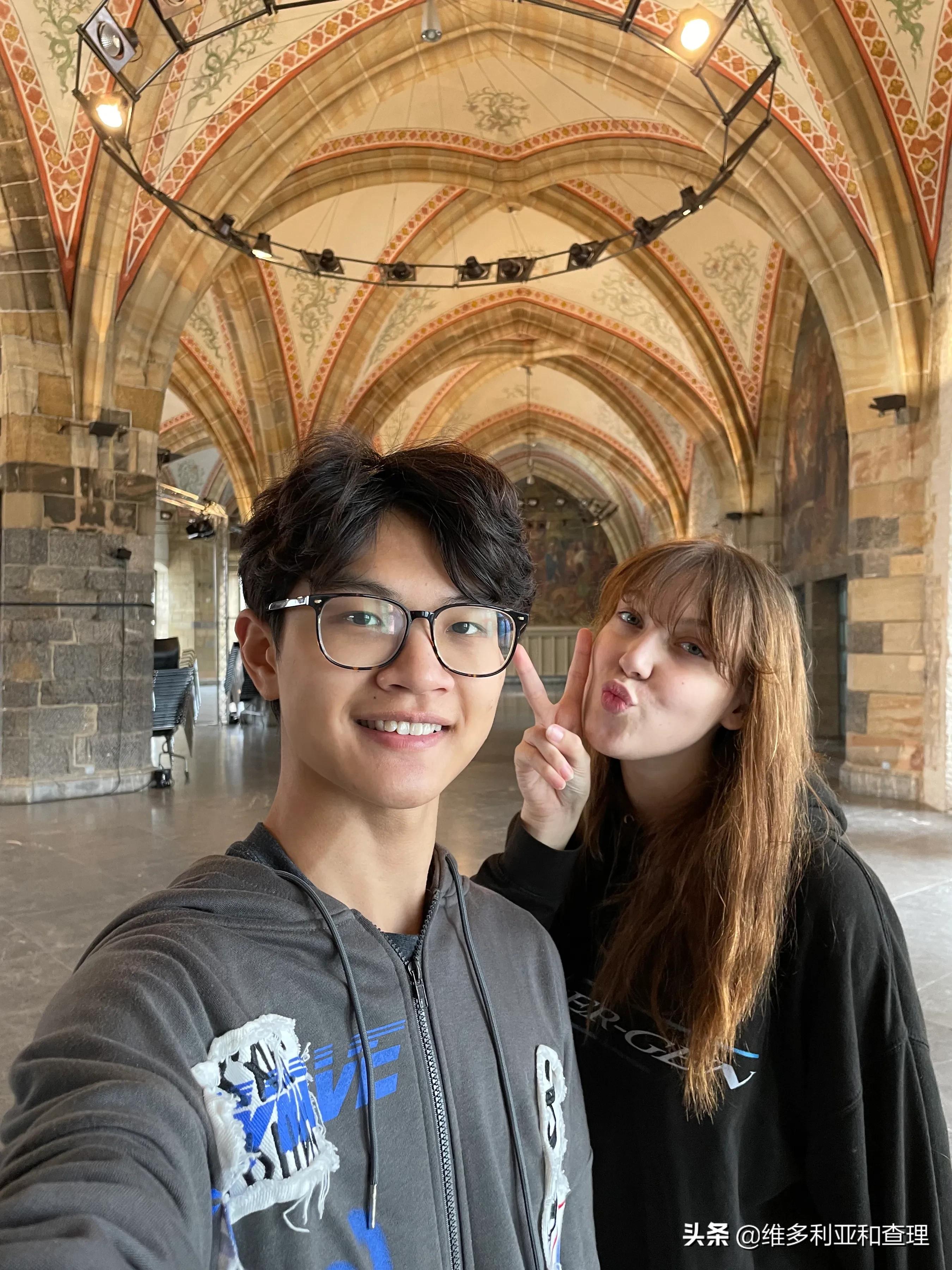 德国亚琛美女，会3国语言，喜欢中国文化，在中国找到归宿！